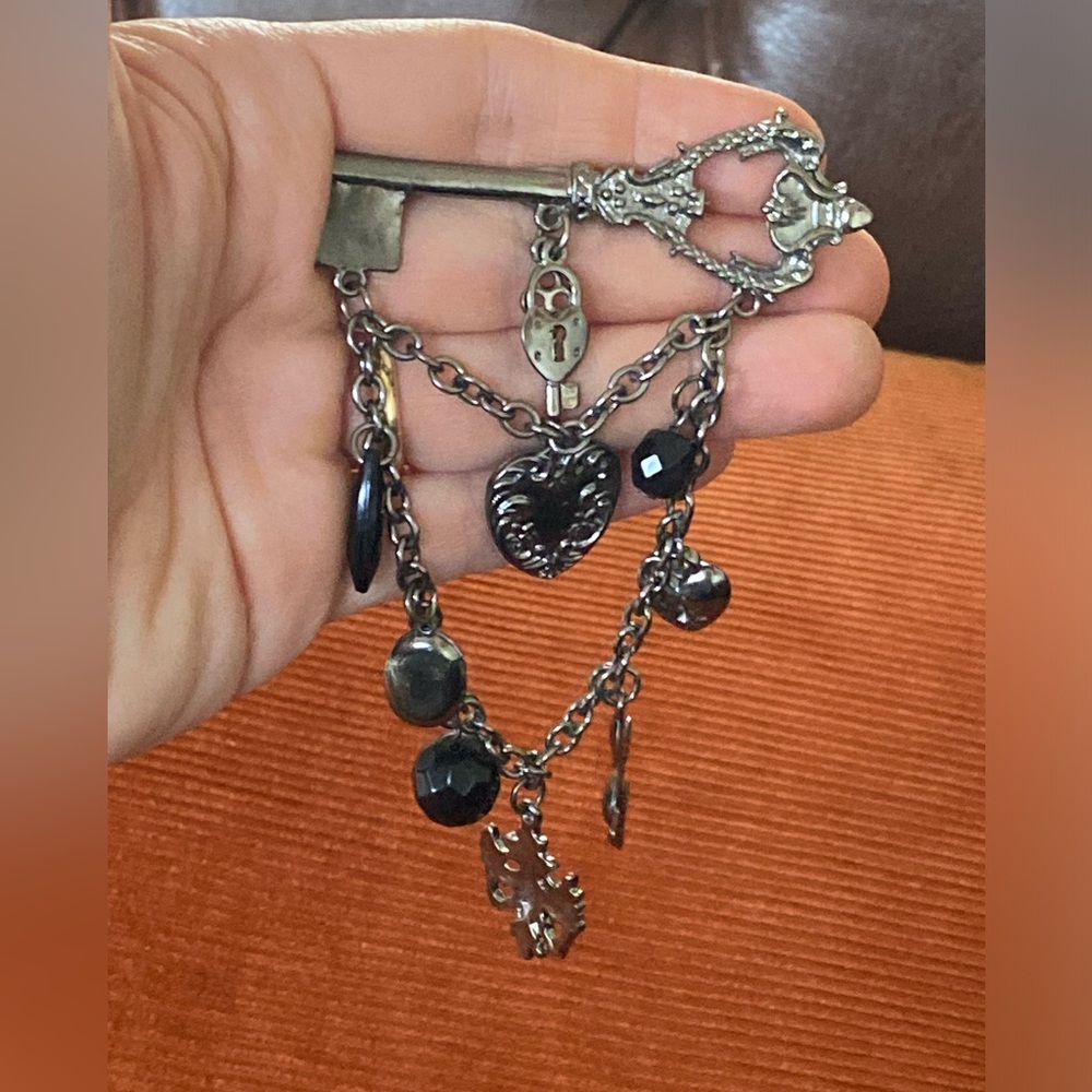 Vintage-style Gunmetal Key Pin/Brooch/Various Charms